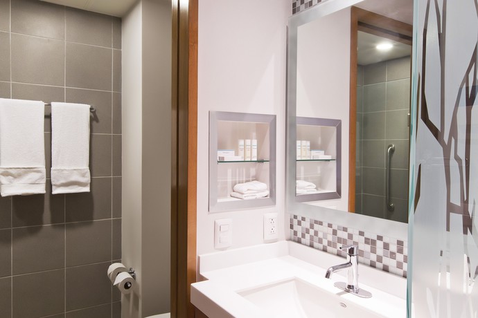 Imagen de la habitación del Hotel Hampton Inn and Suites By Hilton Paraiso. Foto 16