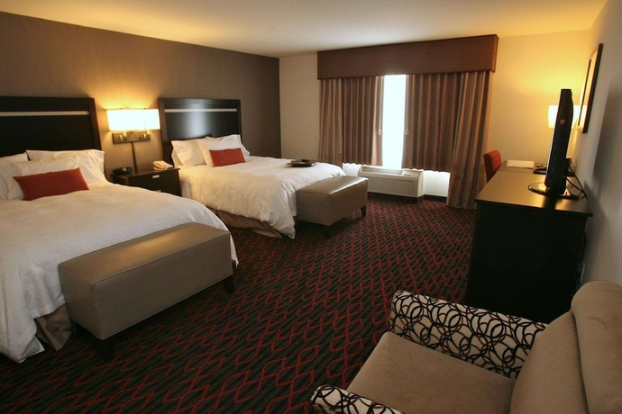 Imagen de la habitación del Hotel Hampton Inn and Suites By Hilton Red Deer. Foto 3