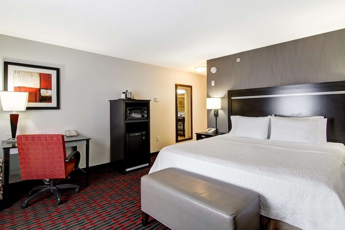 Imagen de la habitación del Hotel Hampton Inn and Suites By Hilton Red Deer. Foto 11
