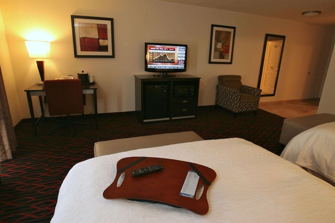 Imagen de la habitación del Hotel Hampton Inn and Suites By Hilton Red Deer. Foto 14