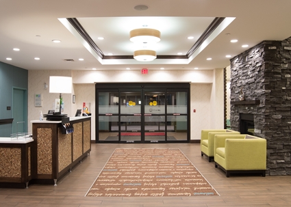 Imagen de los interiores del Hotel Hampton Inn and Suites By Hilton Regina East Gate. Foto 4