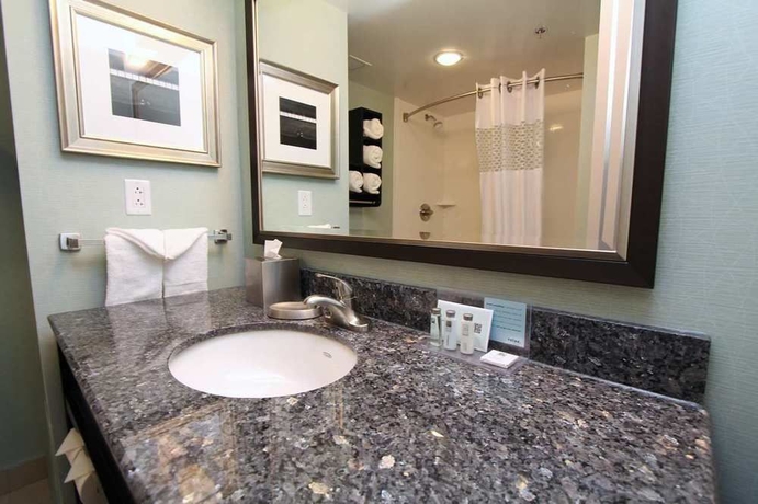 Imagen de la habitación del Hotel Hampton Inn and Suites By Hilton St. John's Airport. Foto 7