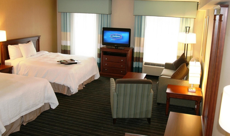 Imagen de la habitación del Hotel Hampton Inn and Suites By Hilton Toronto Airport. Foto 3