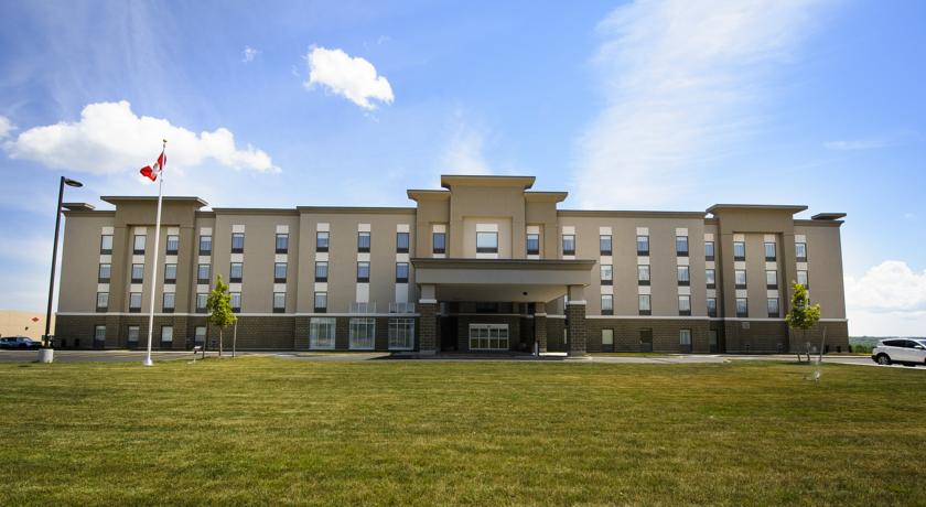 Imagen general del Hotel Hampton Inn and Suites By Hilton Truro. Foto 9