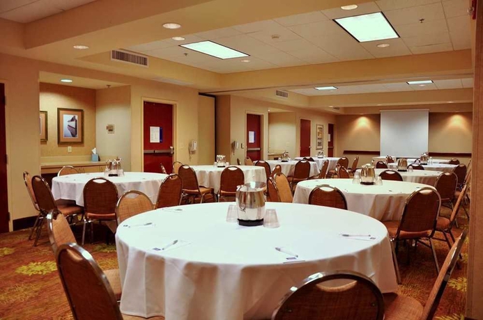 Imagen de los interiores del Hotel Hampton Inn and Suites By Hilton West Little Rock. Foto 13