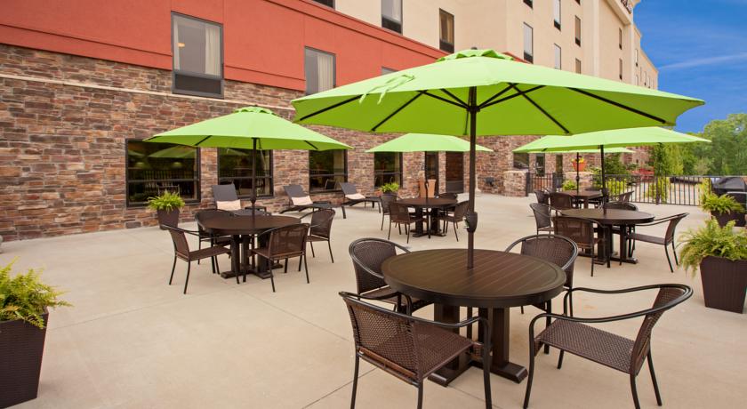 Imagen general del Hotel Hampton Inn and Suites Canton. Foto 11