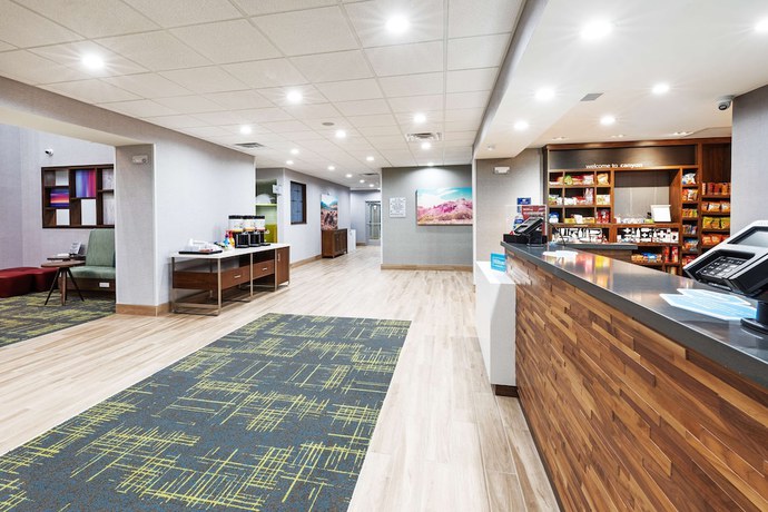 Imagen de los interiores del Hotel Hampton Inn and Suites Canyon. Foto 16