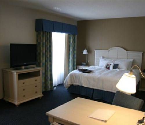 Imagen de la habitación del Hotel Hampton Inn and Suites Cape Cod-west Yarmouth. Foto 10