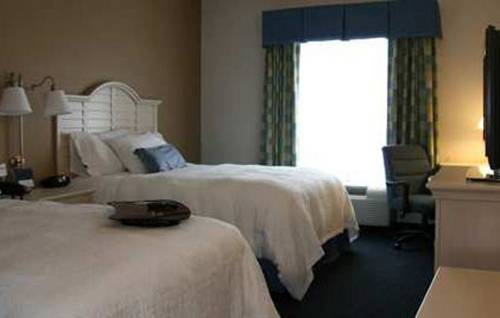 Imagen de la habitación del Hotel Hampton Inn and Suites Cape Cod-west Yarmouth. Foto 15