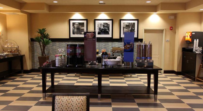 Imagen general del Hotel Hampton Inn and Suites Carlsbad. Foto 10