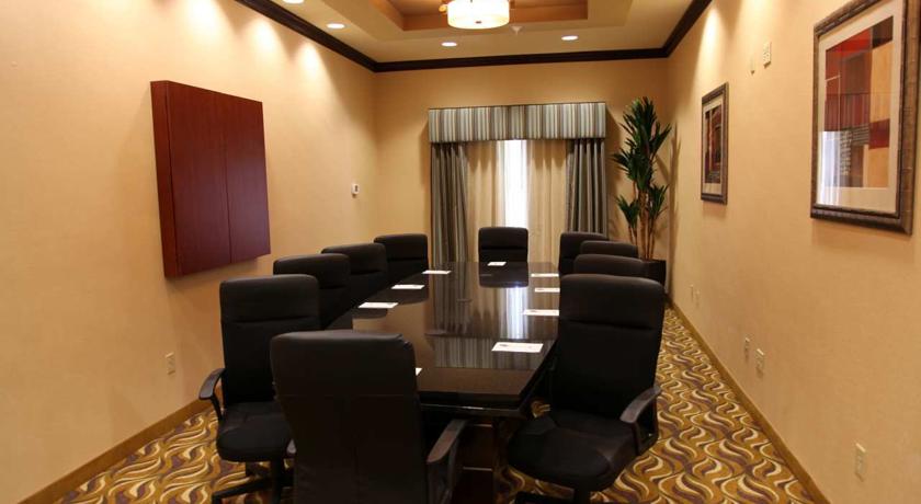 Imagen general del Hotel Hampton Inn and Suites Carlsbad. Foto 11