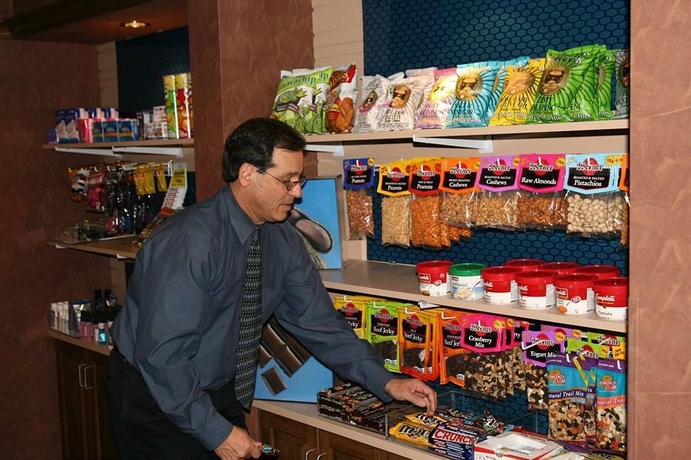 Imagen del bar/restaurante del Hotel Hampton Inn and Suites Carson City. Foto 4