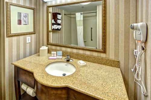 Imagen de la habitación del Hotel Hampton Inn and Suites Cashiers Sapphire Valley. Foto 12