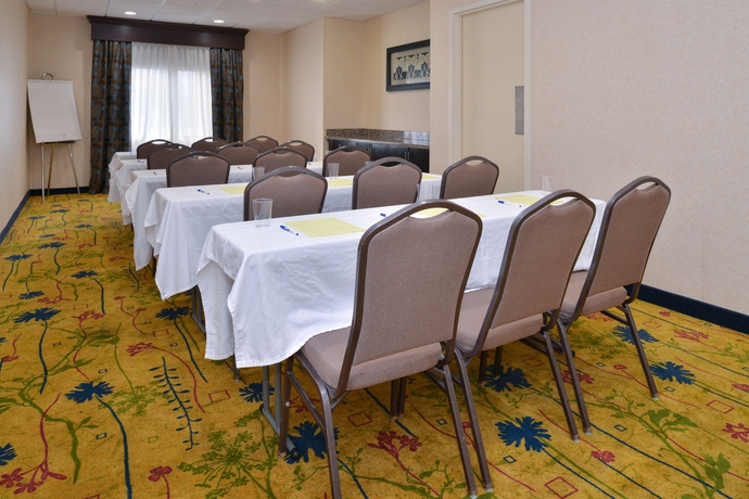 Imagen de los interiores del Hotel Hampton Inn and Suites Cathedral City. Foto 15