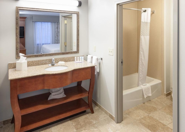 Imagen general del Hotel Hampton Inn and Suites Cedar Rapids - North. Foto 5