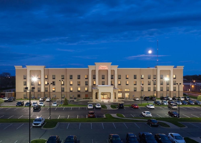 Imagen general del Hotel Hampton Inn and Suites Cedar Rapids - North. Foto 12