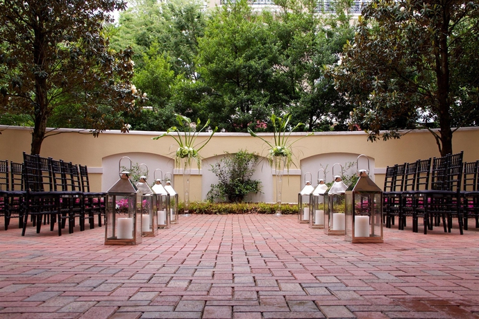 Imagen de los exteriores del Hotel Hampton Inn and Suites Charlotte/south Park At Phillips Place. Foto 2
