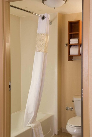 Imagen de la habitación del Hotel Hampton Inn and Suites Chicago Deer Park. Foto 5