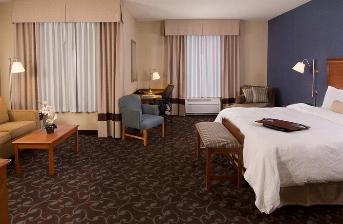 Imagen de la habitación del Hotel Hampton Inn and Suites Chicago Deer Park. Foto 11