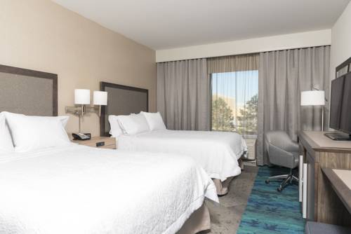 Imagen de la habitación del Hotel Hampton Inn and Suites Chicago Schaumburg. Foto 3