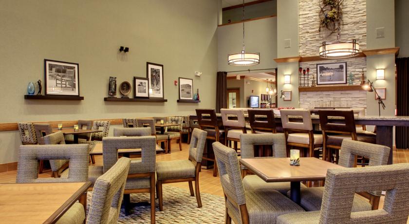 Imagen general del Hotel Hampton Inn and Suites Chicago/aurora. Foto 13