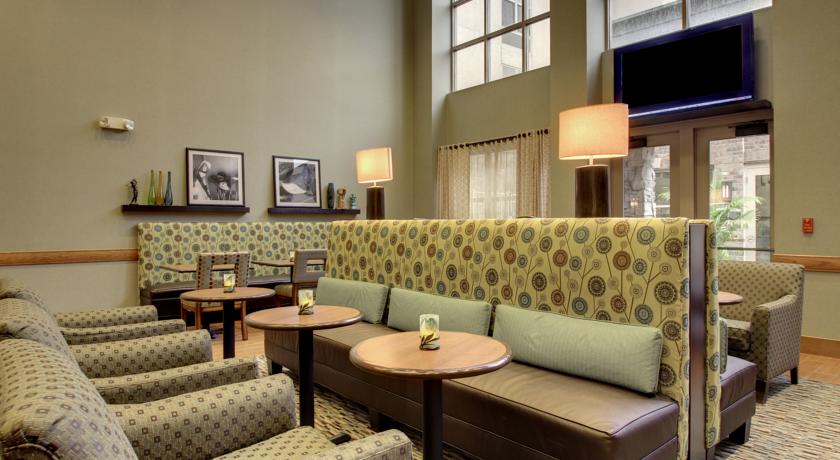 Imagen general del Hotel Hampton Inn and Suites Chicago/aurora. Foto 14