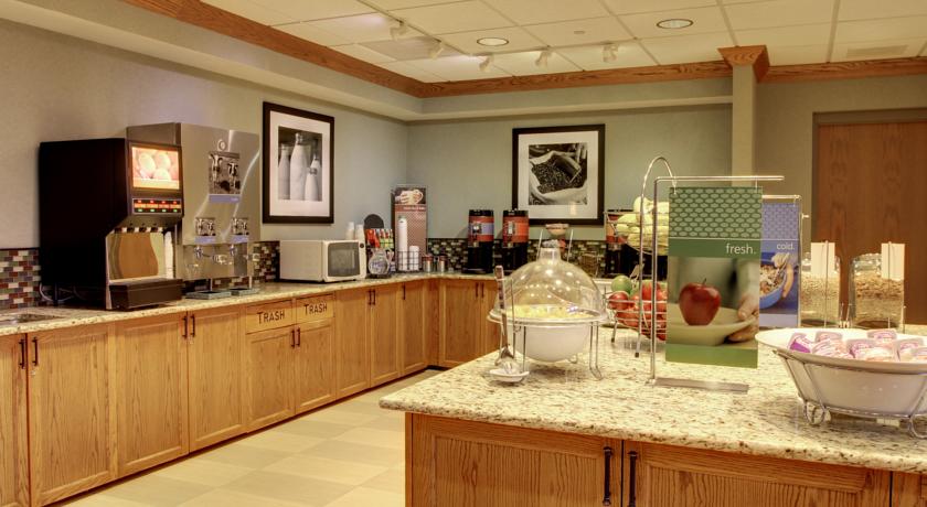Imagen general del Hotel Hampton Inn and Suites Chicago/aurora. Foto 15