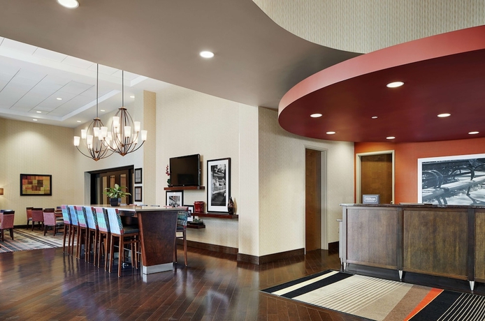Imagen de los interiores del Hotel Hampton Inn and Suites Chicago/mt. Prospect. Foto 19