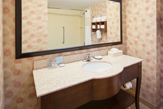 Imagen de la habitación del Hotel Hampton Inn and Suites Chicago-north Shore/skokie. Foto 7