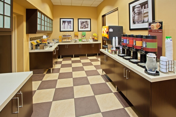 Imagen del bar/restaurante del Hotel Hampton Inn and Suites Chicago-north Shore/skokie. Foto 4