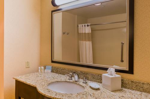 Imagen de la habitación del Hotel Hampton Inn and Suites Chino Hills. Foto 4