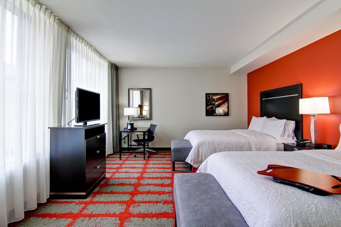 Imagen de los interiores del Hotel Hampton Inn and Suites Cincinnati-downtown. Foto 12