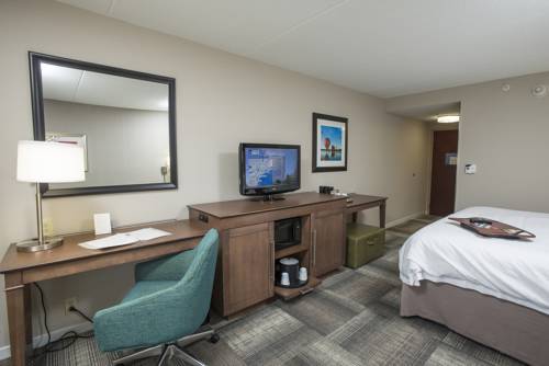 Imagen de la habitación del Hotel Hampton Inn and Suites Cincinnati-union Center. Foto 2