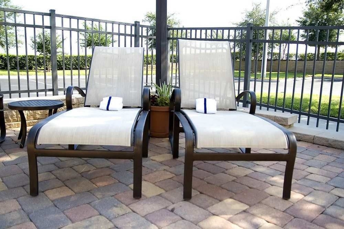 Imagen de la piscina del Hotel Hampton Inn and Suites Clermont. Foto 15