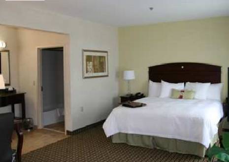 Imagen de la habitación del Hotel Hampton Inn and Suites Cleveland Mentor. Foto 13
