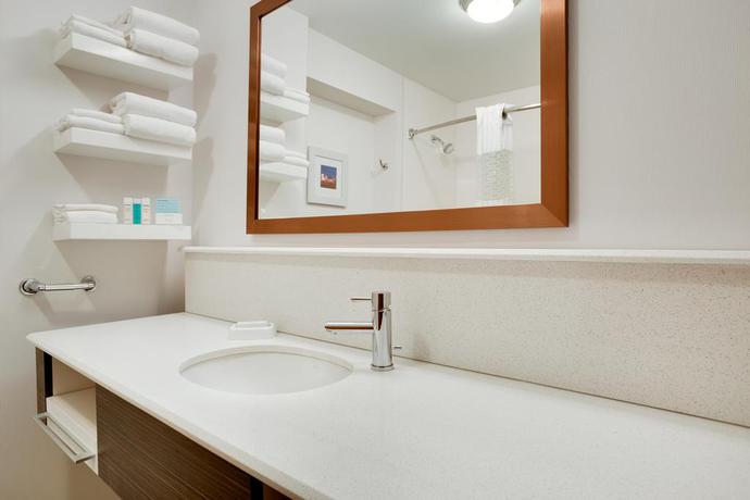 Imagen general del Hotel Hampton Inn and Suites Cleveland/independence. Foto 4