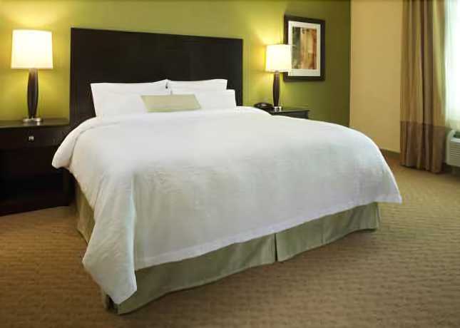 Imagen de la habitación del Hotel Hampton Inn and Suites Coconut Creek. Foto 5