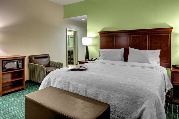Imagen de la habitación del Hotel Hampton Inn and Suites Coconut Creek. Foto 9
