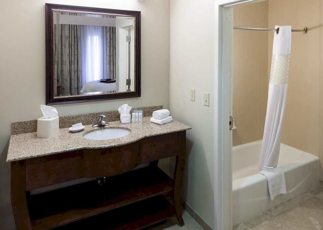 Imagen de la habitación del Hotel Hampton Inn and Suites Colorado Springs/i-25 South. Foto 7