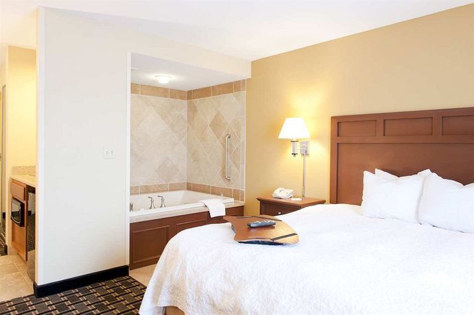 Imagen de los interiores del Hotel Hampton Inn and Suites Columbia At University. Foto 12