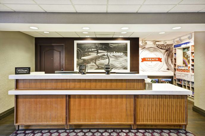 Imagen de los interiores del Hotel Hampton Inn and Suites Columbus-Easton Area. Foto 19