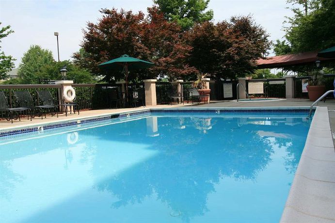 Imagen de los interiores del Hotel Hampton Inn and Suites Concord/charlotte. Foto 12