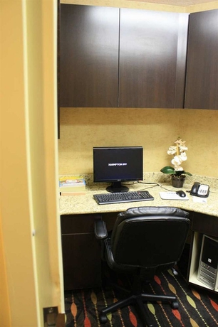 Imagen de los interiores del Hotel Hampton Inn and Suites Dallas Arlington. Foto 13