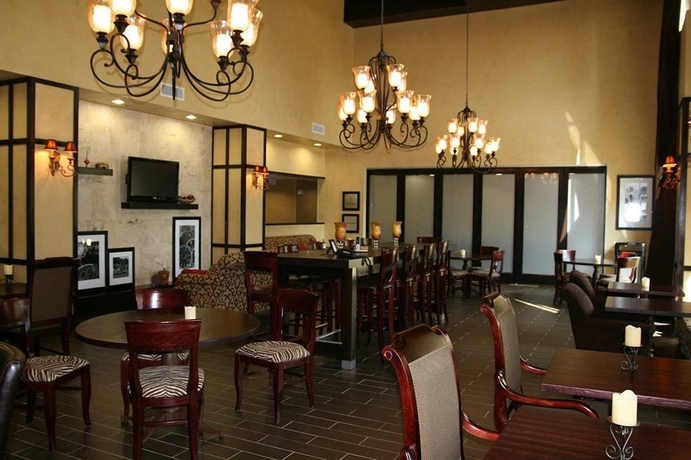 Imagen de los interiores del Hotel Hampton Inn and Suites Dallas Arlington. Foto 15