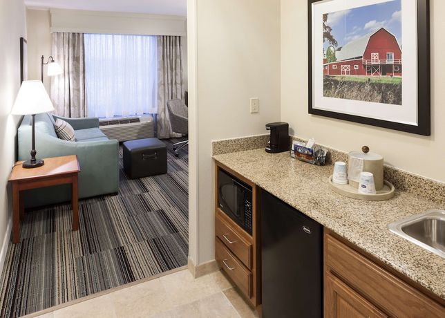 Imagen de la habitación del Hotel Hampton Inn and Suites Davenport. Foto 8