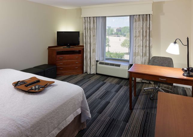 Imagen de la habitación del Hotel Hampton Inn and Suites Davenport. Foto 16