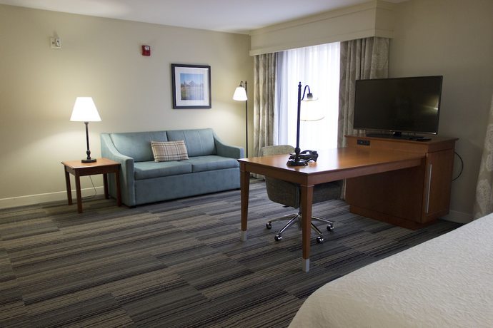 Imagen de la habitación del Hotel Hampton Inn and Suites Davenport. Foto 19