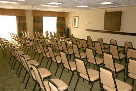 Imagen general del Hotel Hampton Inn and Suites Dayton-airport. Foto 7