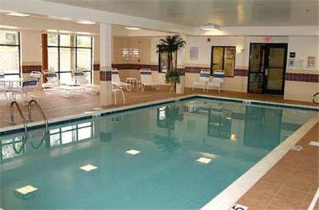 Imagen general del Hotel Hampton Inn and Suites Dayton-airport. Foto 8