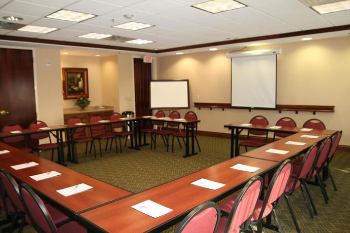Imagen general del Hotel Hampton Inn and Suites Del Rio. Foto 4